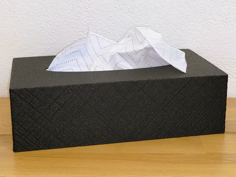 Tissue box with crosshatch pattern