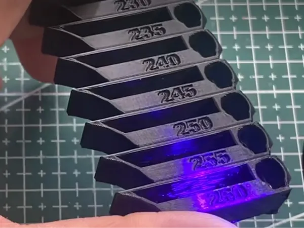 https://makerworld.bblmw.com/makerworld/model/US670fdb1c3bb399/design/2025-11-25_6e27f892474838.png