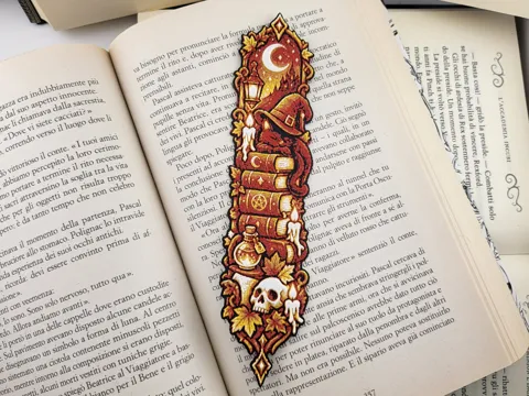 Accesorio de lectura: Halloween Book Marker Gothic Witch Bookmark — referencia de MakerWorld