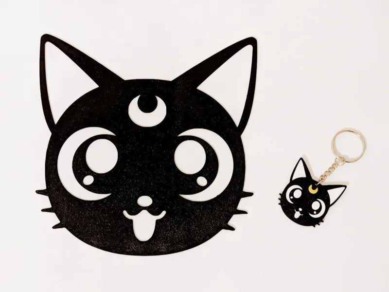 Luna the sailor moon cat  - Wall Art & Keychain