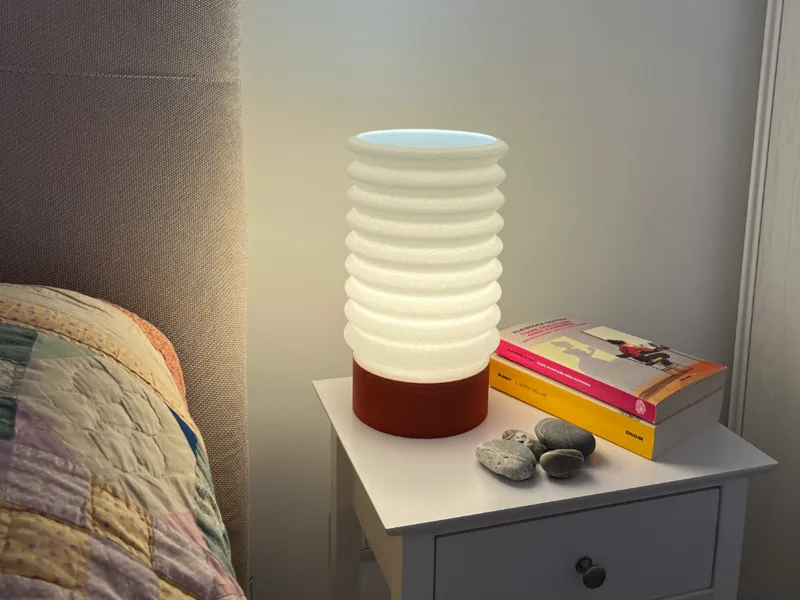 SINUS – 3D Printed Minimalist Lamp for Desk