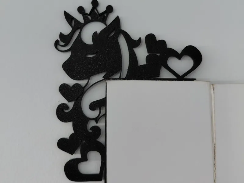 Unicorn Door Corner with Hearts