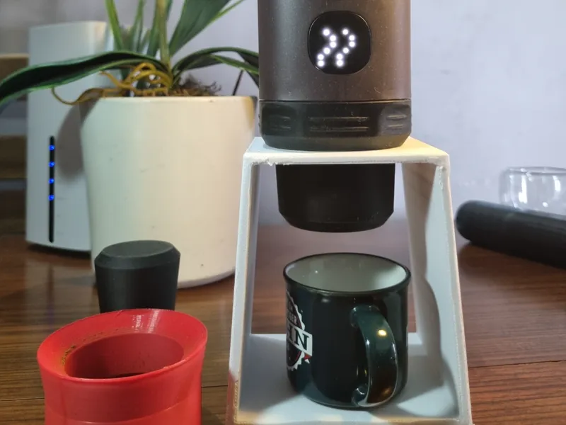 wacaco pixapresso  stand