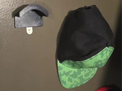 Hat Hanger That Uses Small 3M Command Strips