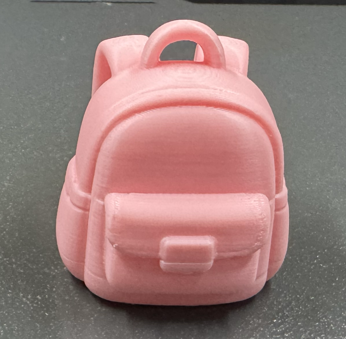Miniatura 1 do modelo 3D Mini Backpack Charm
