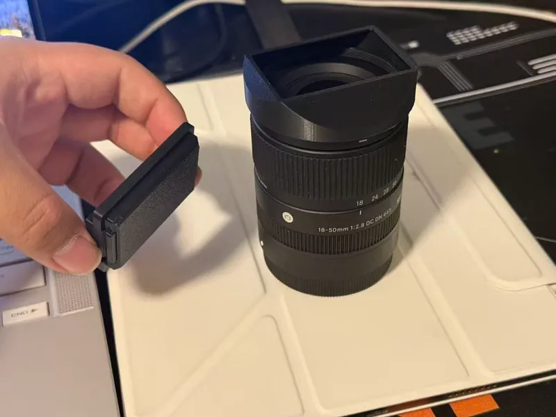 Compact Sigma 18-50 Lens Hood With Cap