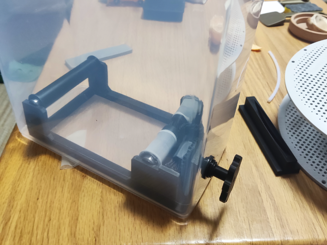 Miniatura 2 do modelo 3D mini可打，5.8L米桶，手动回卷干燥箱支架