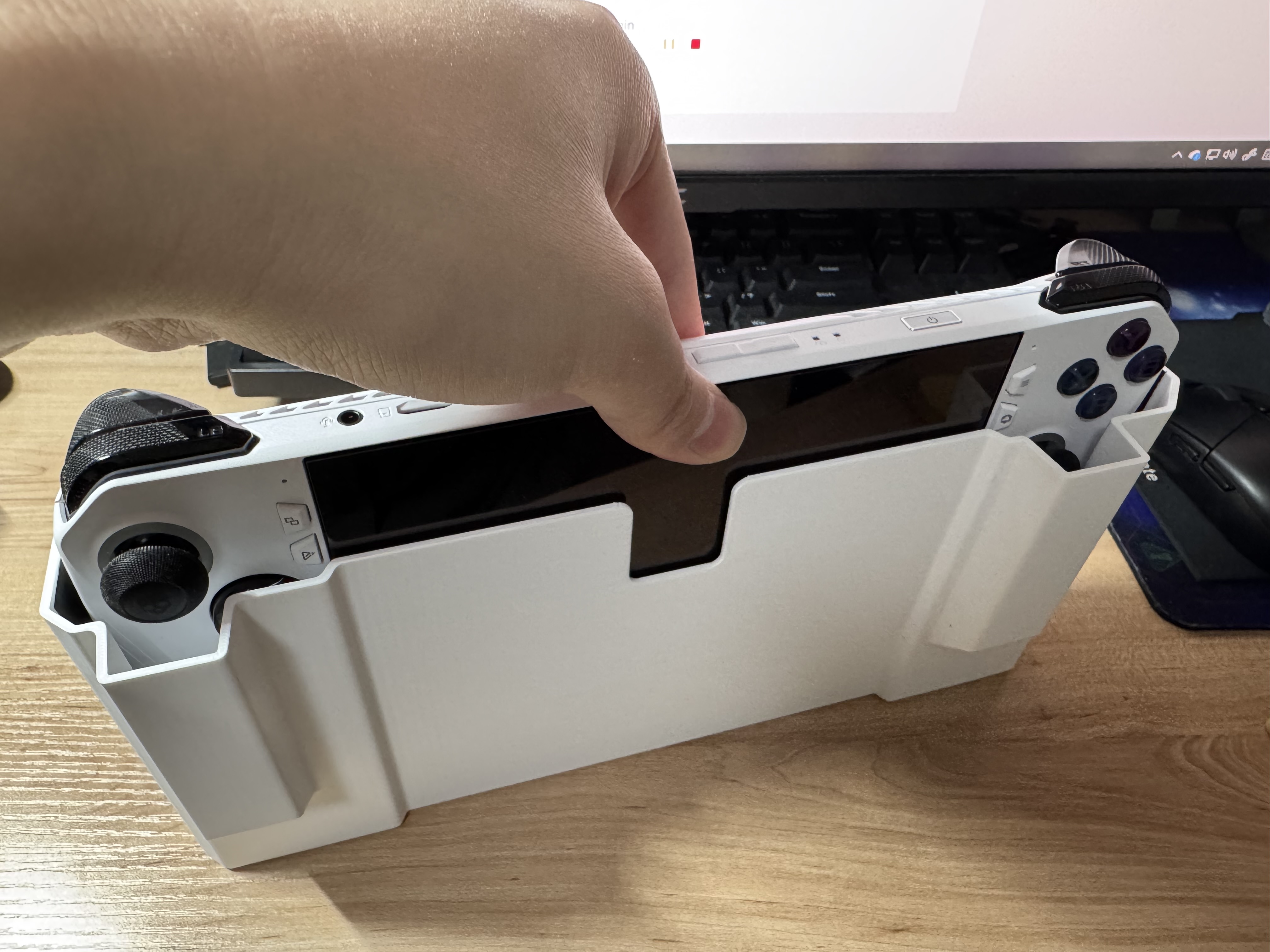 Miniatura 1 do modelo 3D ROG Ally超薄收纳保护壳 防止摇杆刮蹭