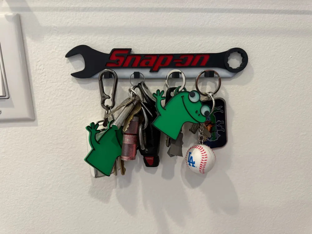 SnapOn Key Holder - Free 3D Print Model - MakerWorld