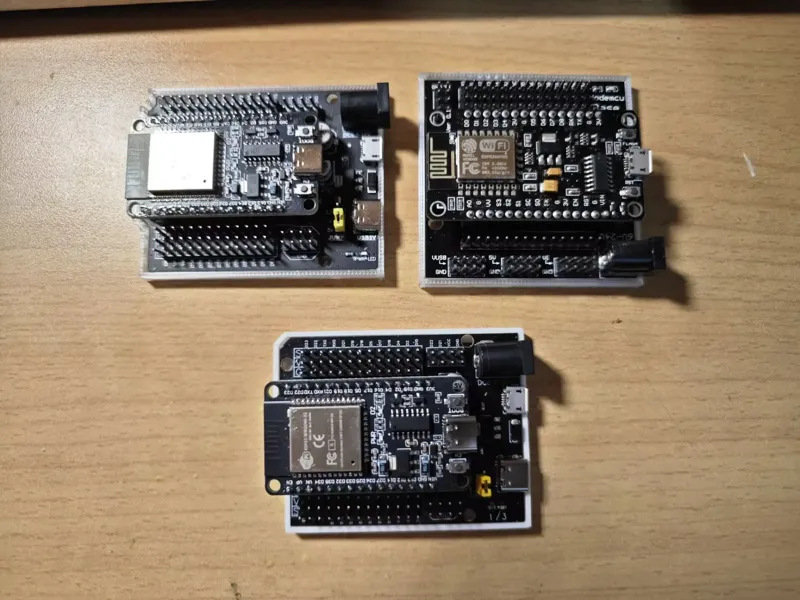 ESP 8266 / ESP32 拓展开发板保护壳 防短路