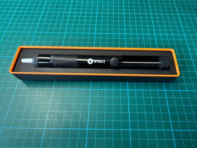 IFIXOT DEsoldering Pump  - Gridfinity Bin