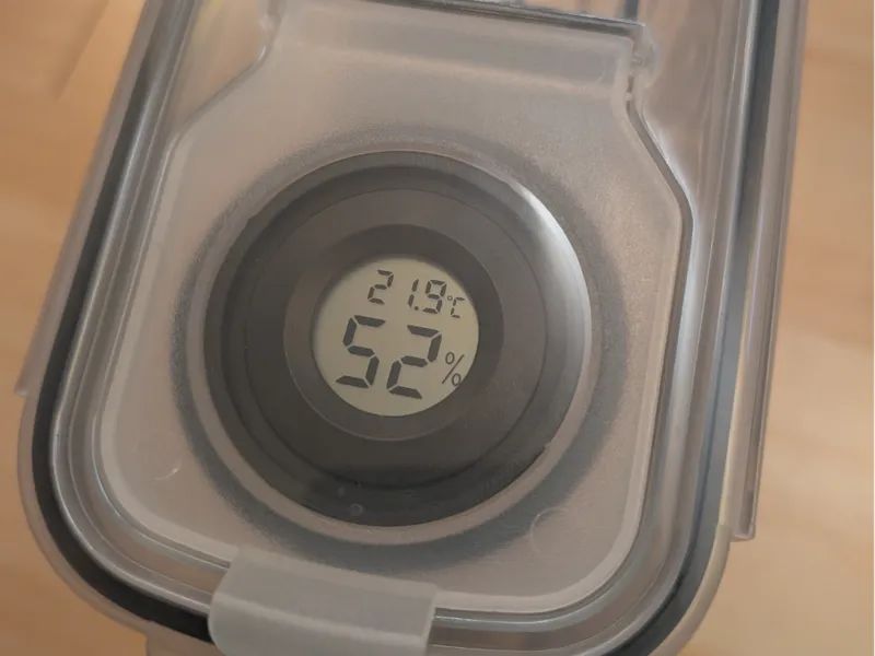 Hygrometer Holder for Cereal Box