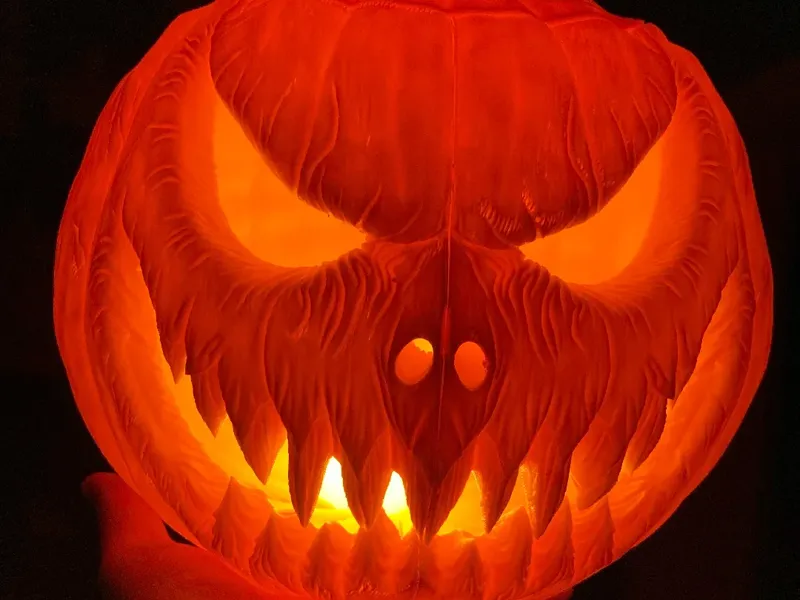 HALLOWEEN PUMPKIN LANTERN