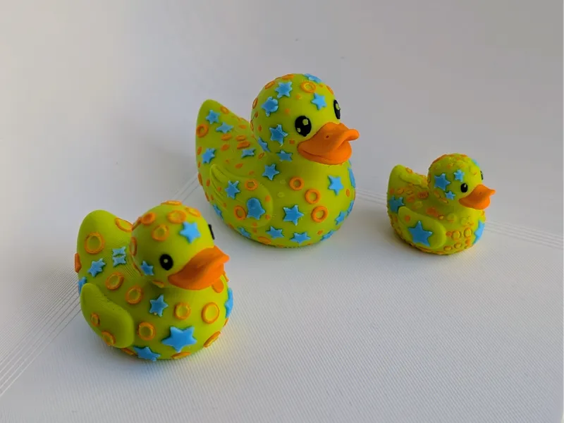 Stars & Confetti Party Ducks – Rubber Duck Set