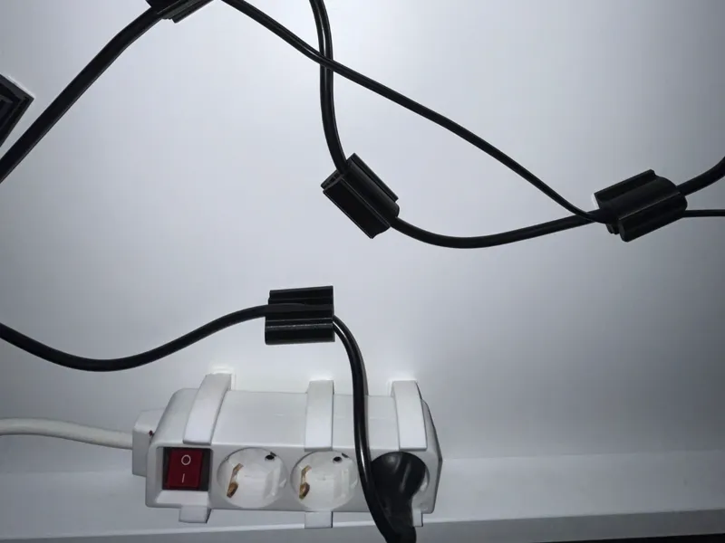 Big and Small cable clips fitting for every Size