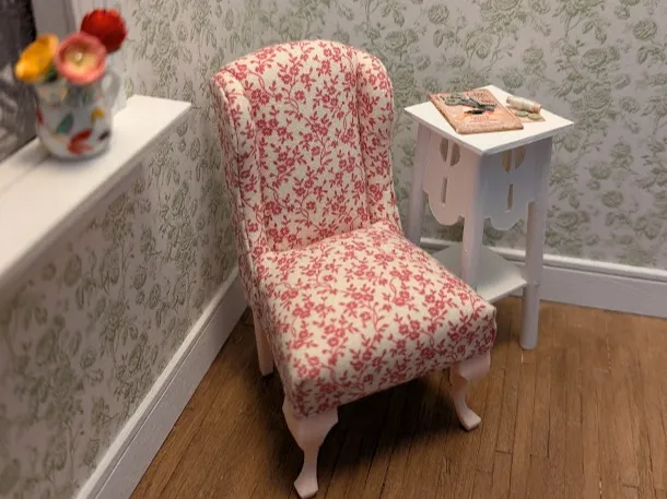 Miniature Parsons Chair Base For Upholstering