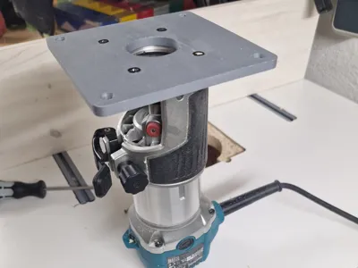 Mount for Makita Router as a Table Router 