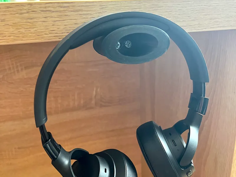 Headphone Holder Mountable