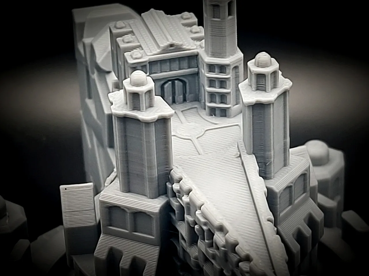 Minas Tirith - The Lord of the Rings view 3