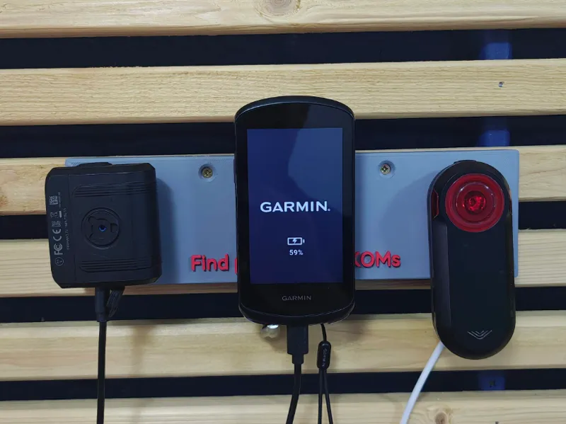 Wall‑Mounted Garmin Charging Dock