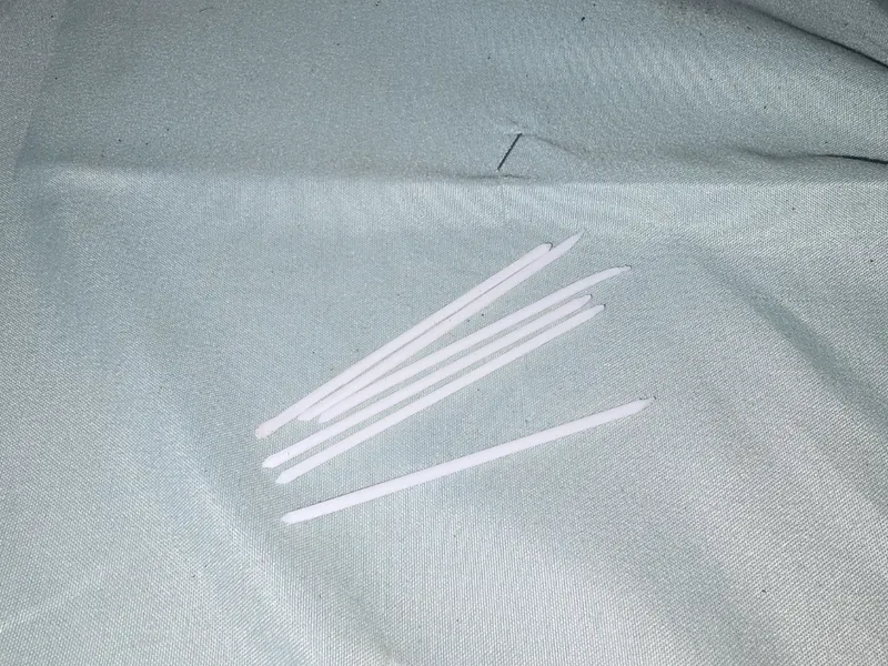 Zahnstocher / toothpick works great