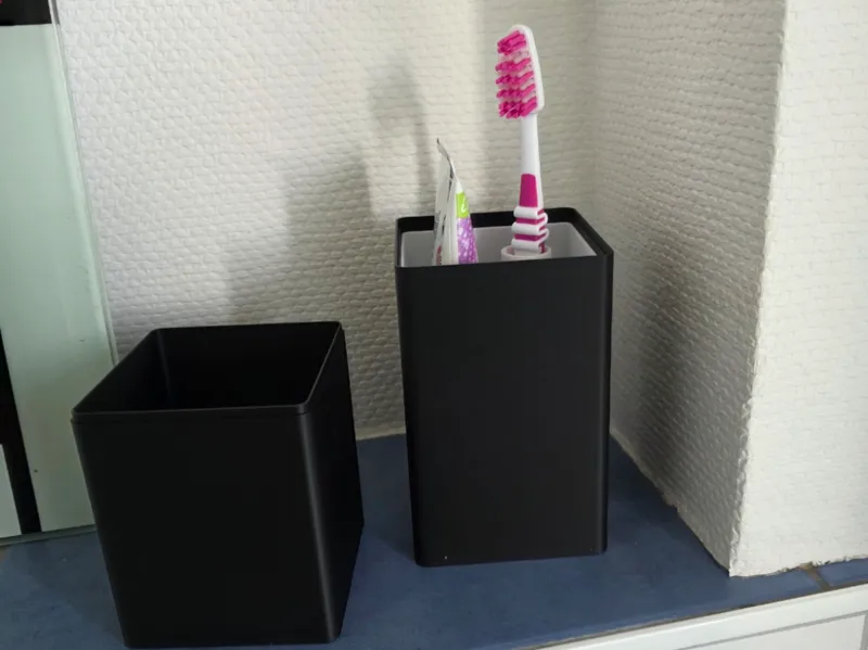 Simple toothbrush and toothpaste holder