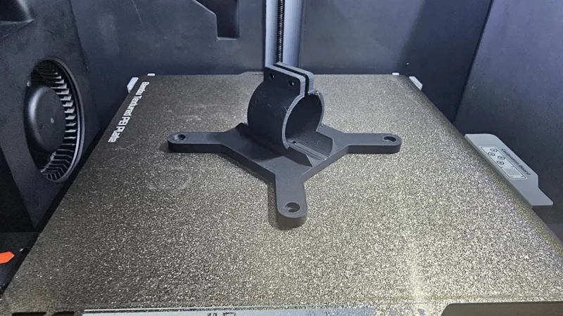 100mm Vesa mount to 35mm pole / pipe