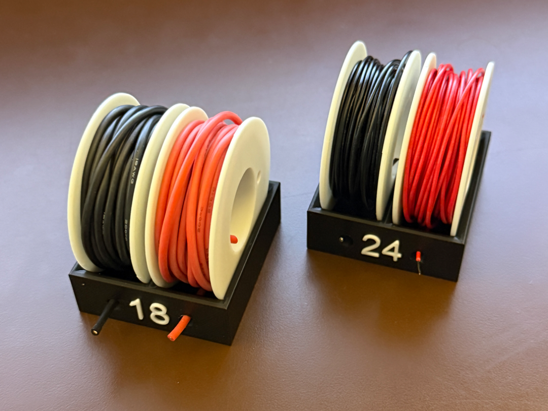 Simple Wire Spool Holder (D: 55mm, W: 20mm)