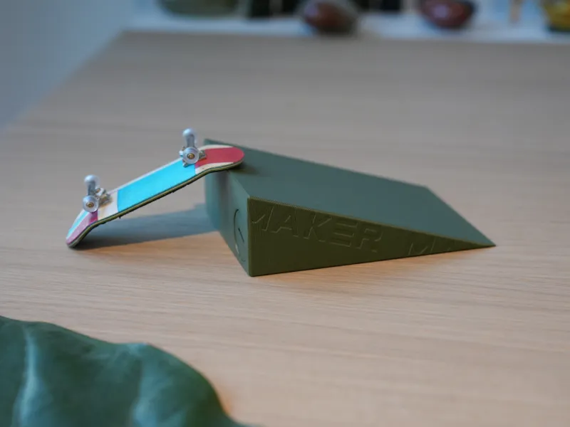 Fillable Fingerboard Pocket Kicker