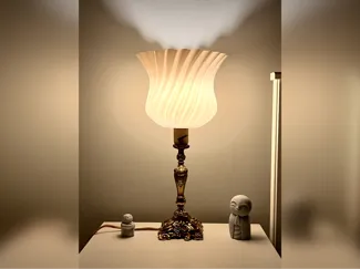 Antique Vintage Tulip Lampshade - Ultra-Fast Vase