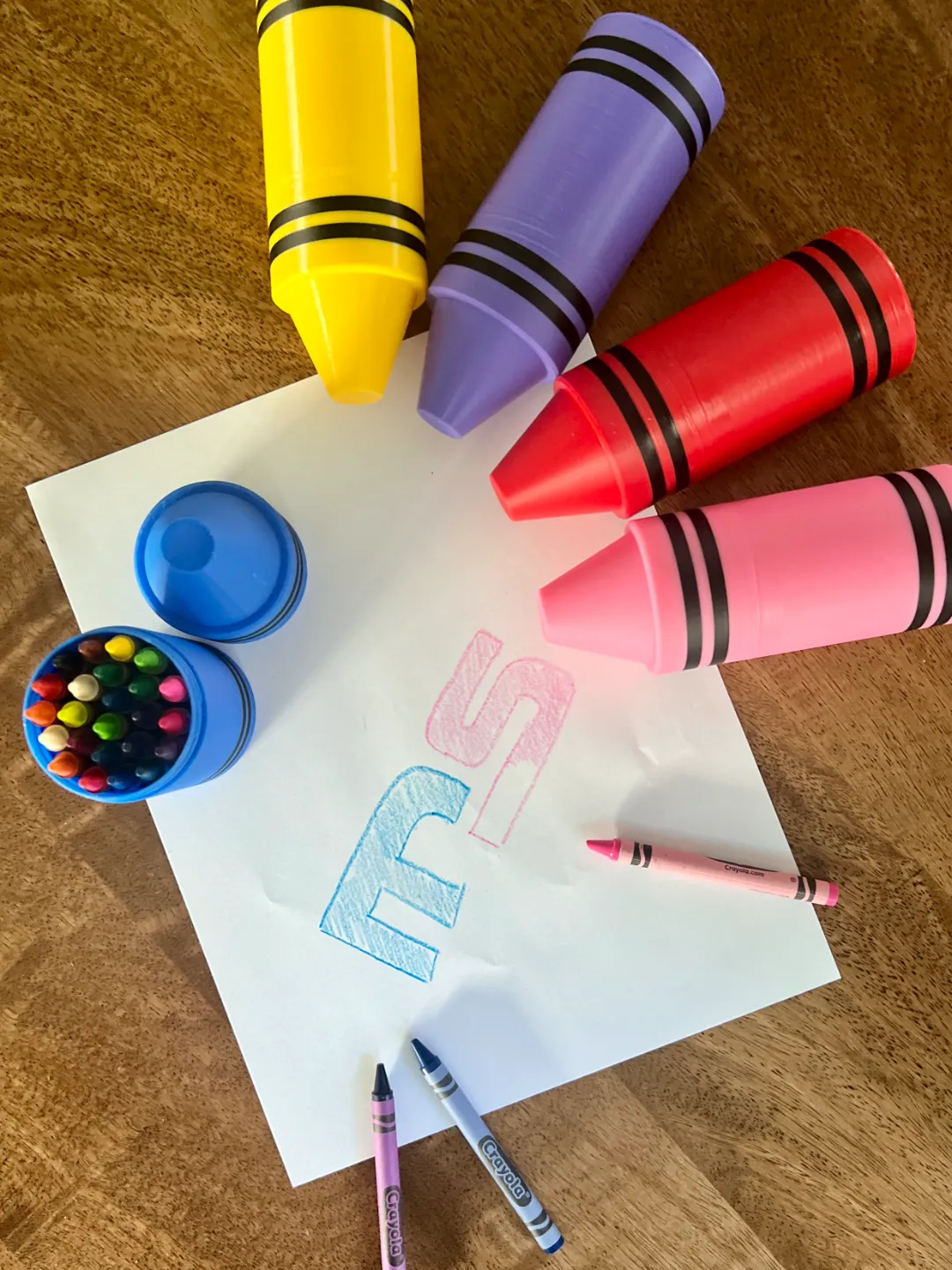 Crayon Container view 2