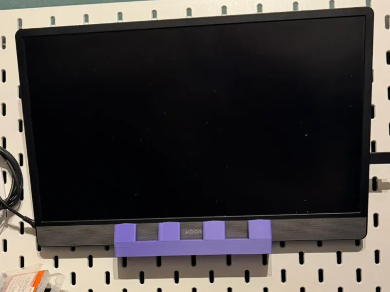 Display mount for IKEA Skadis
