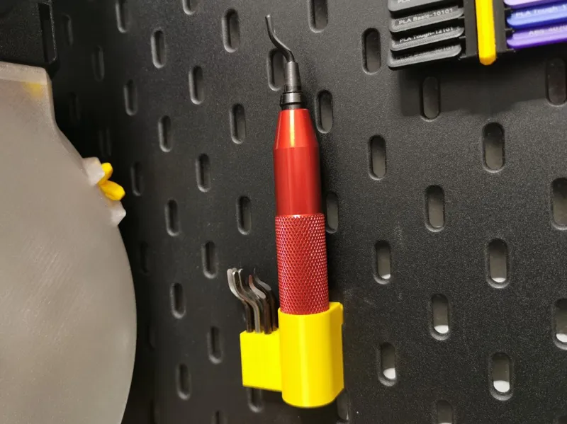 Deburring tool holder for IKEA Skadis