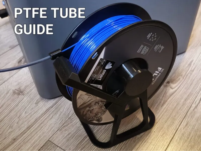 Spool holder with filament guide 