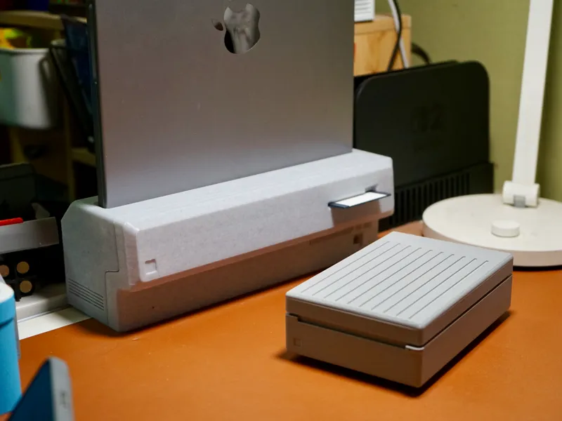 MacBook 复古拓展坞｜Macintosh风格