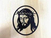 Visage du Christ, sculpture murale — photo 4
