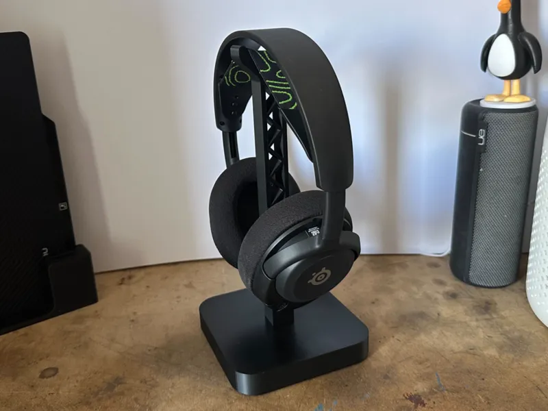 Headphone / Headset Stand