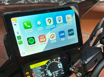Carplay to Garmin mount