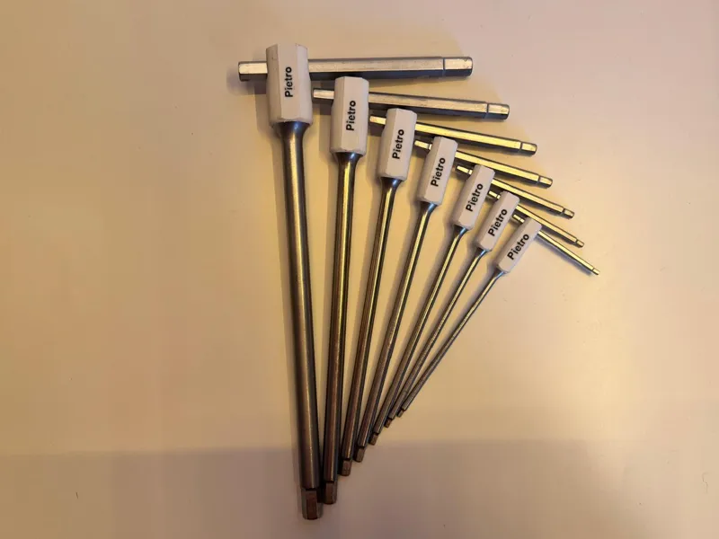Set of T-handle key caps