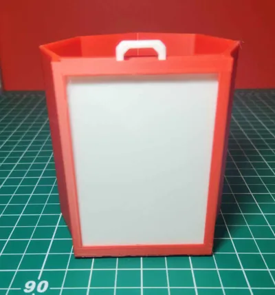 Storage cup with signs
