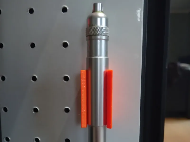 Oil Pen/Dripper mount/pegboard