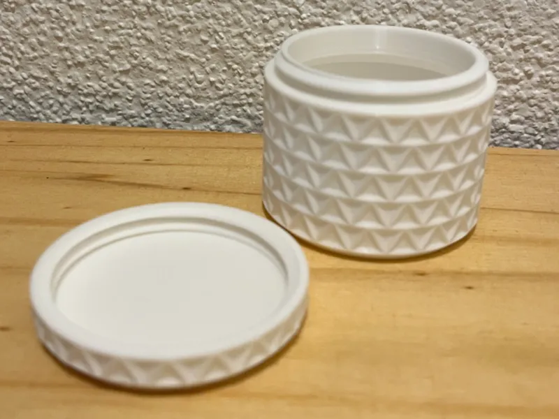 Behälter mit Dreieckmuster