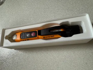 Gridfinity Klein voltage tester NCVT3P