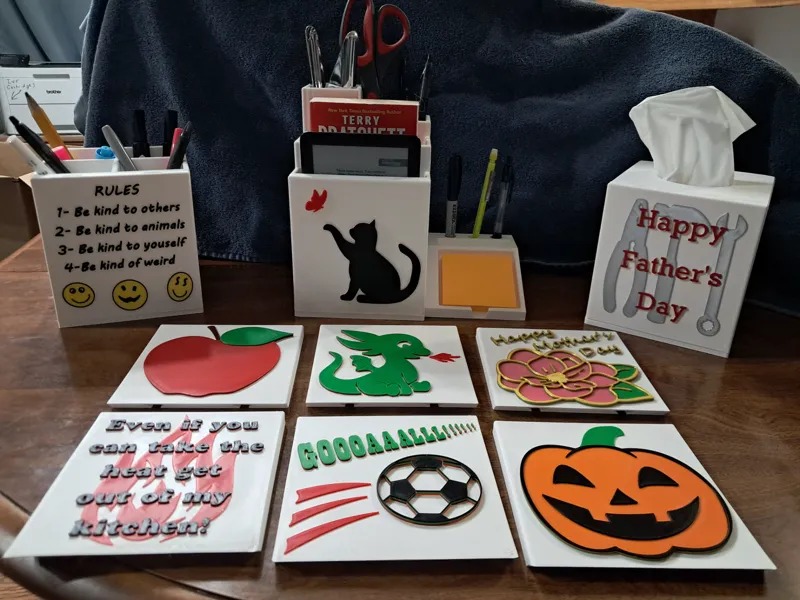 Desk Decor System with Interchangeable Faceplates