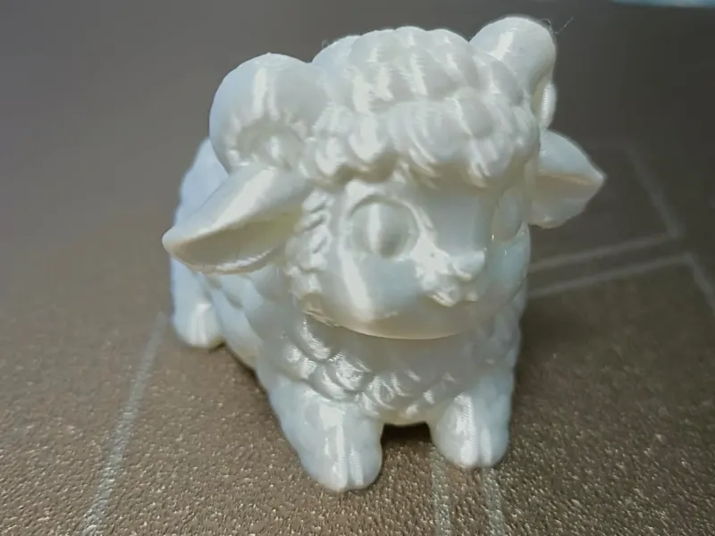 Cute Easter Lamb – Easy Print Spring Decoration