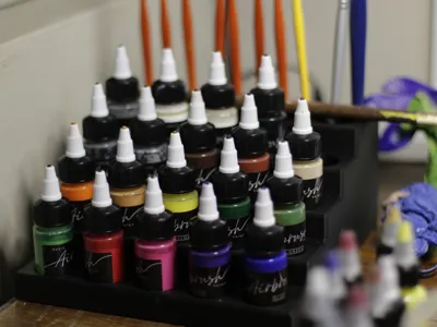 1-oz acrylic paint and brush stepped holder