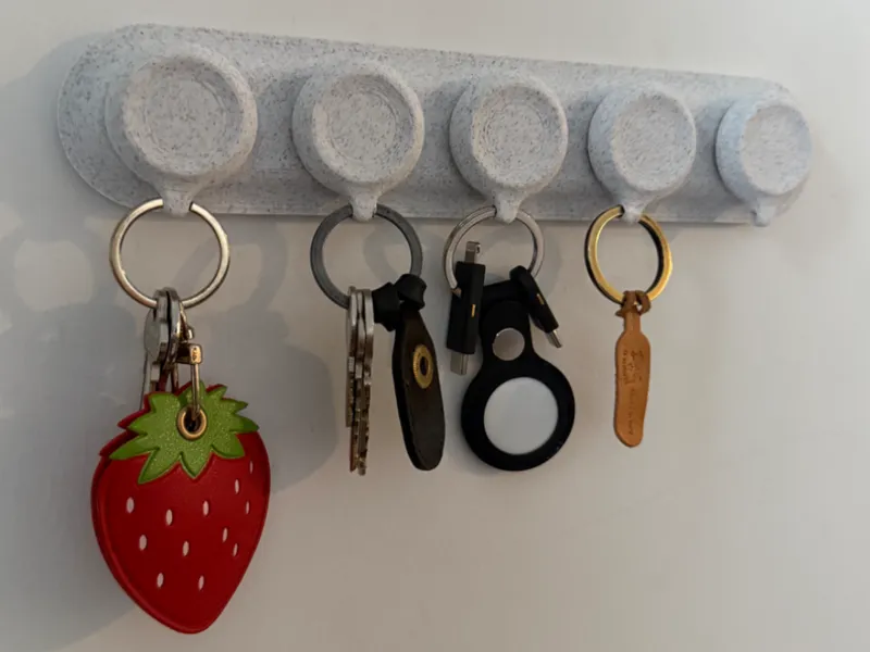 Wall Mount Magnetic Key Fob & Holder