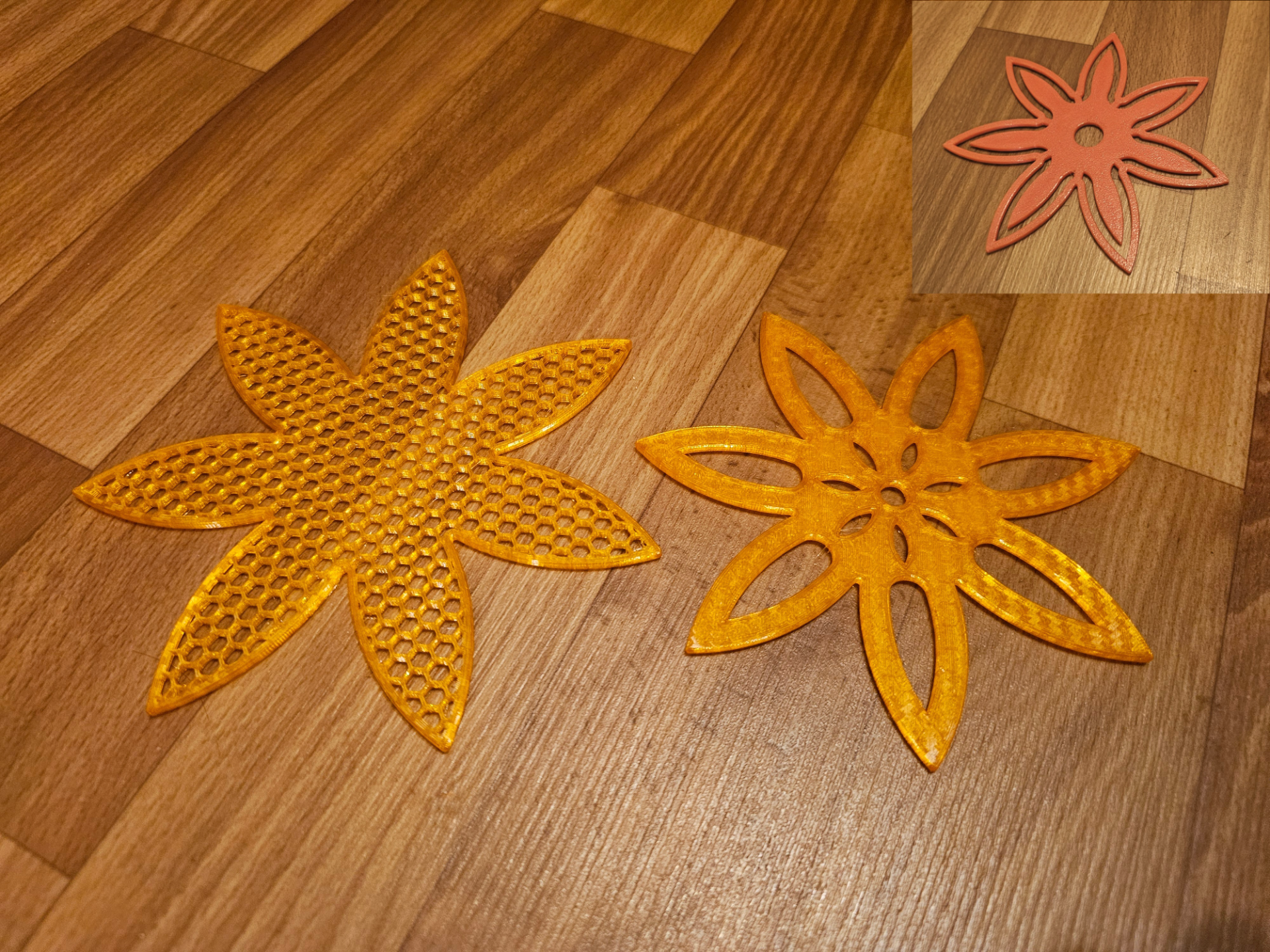 "Flower" pads / trivets