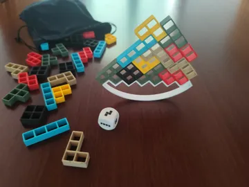 Modelo para impresión 3D: Tetris balance — vista de referencia 3