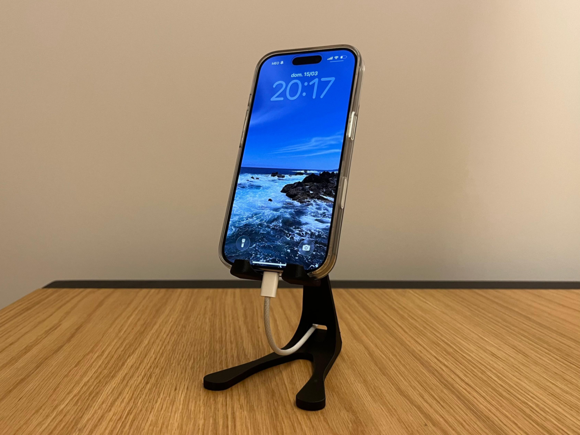 Organic Flow Phone Stand – Ergonomic  Remix
